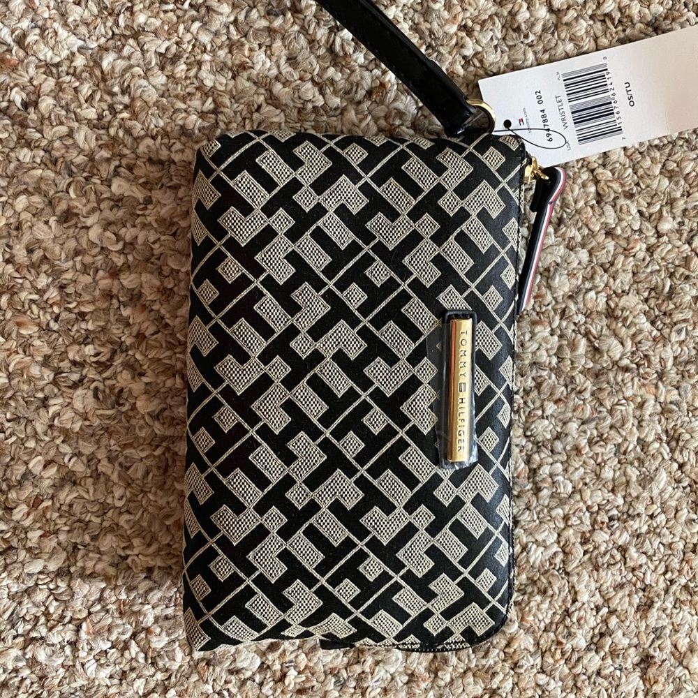 Tommy Hilfiger Wristlet